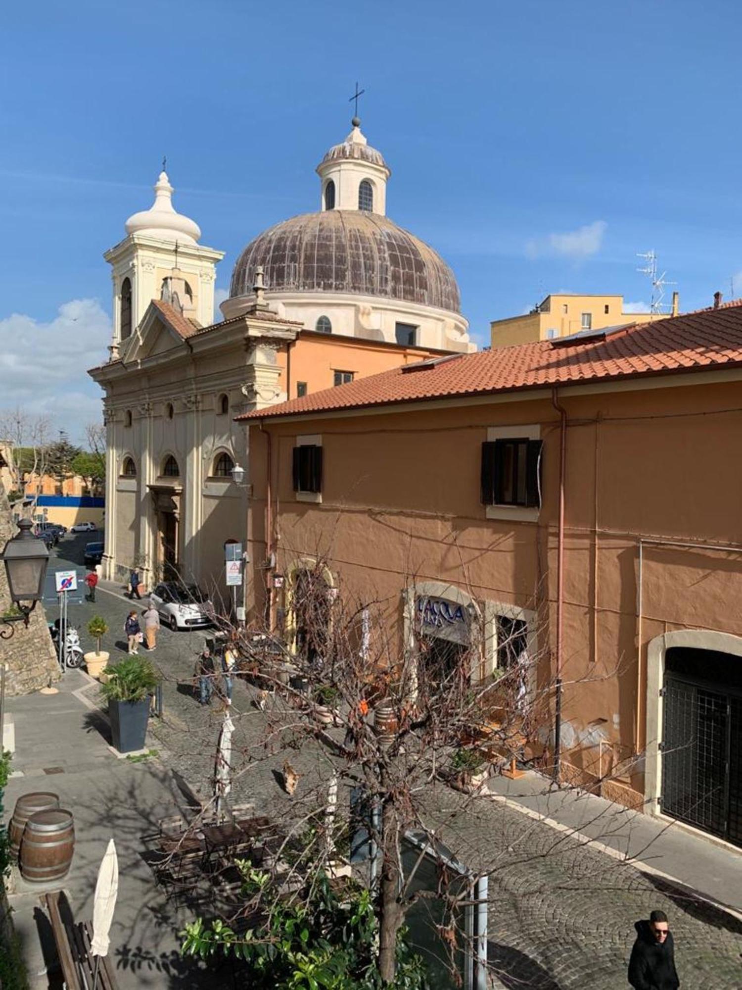 Old Town Nest In Civitavecchia Exteriör bild